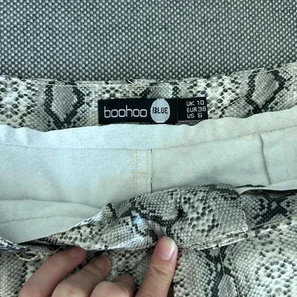 Faux snakeskin leather flare pants - Picture 3 of 3